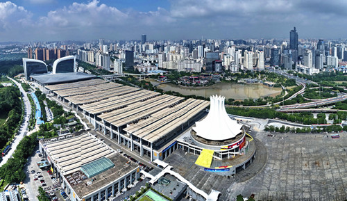 建筑新网:"朱瑾"绽放!16载匠心"建"证中国-东盟博览会